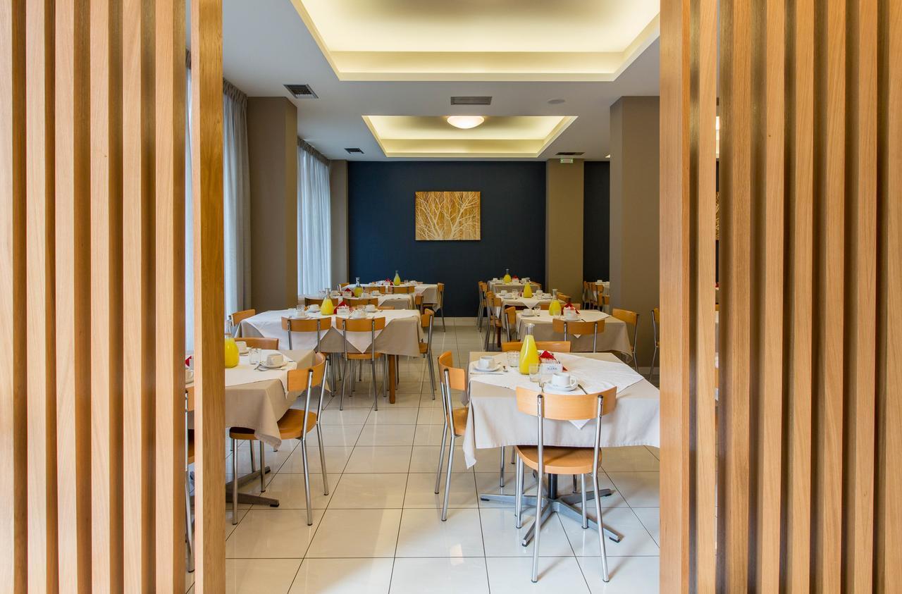 Hotel Elena นาฟปลิโอ ภายนอก รูปภาพ